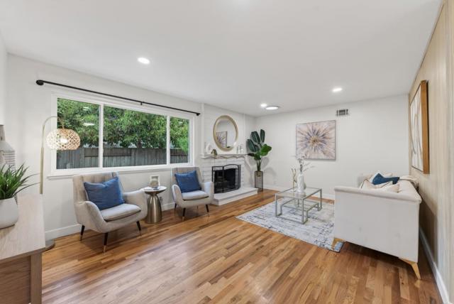 2467 Nightingale Drive, San Jose CA: https://media.crmls.org/mediaz/22462b5f-d6c0-41f3-b364-51cbecb9b4e0.jpg