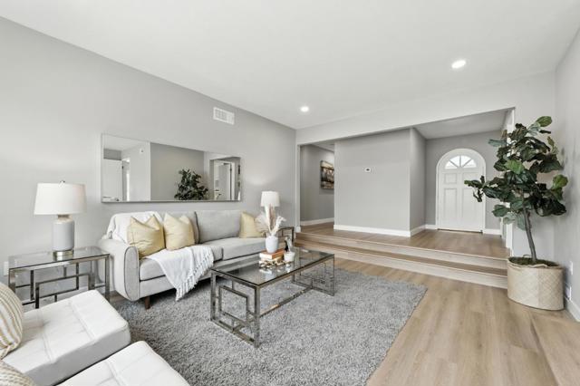 387 Menhaden Court, Foster City CA: https://media.crmls.org/mediaz/224756a5-dfa5-4bf7-b462-5ca86c169adb.jpg