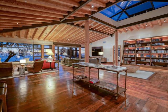 4847 Bixby Creek Road, Carmel CA: https://media.crmls.org/mediaz/224896cd-48db-419e-95e6-8c2bb3234ccd.jpg