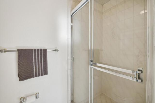 Image 70 of 95 For 20904 Prospect Road