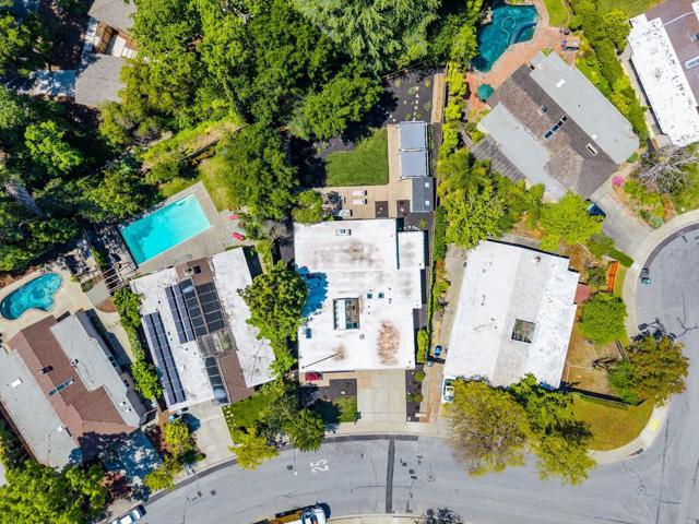 969 Eichler Drive, Mountain View CA: https://media.crmls.org/mediaz/224ab562-6e6d-4b80-b637-d8d94ee408dc.jpg