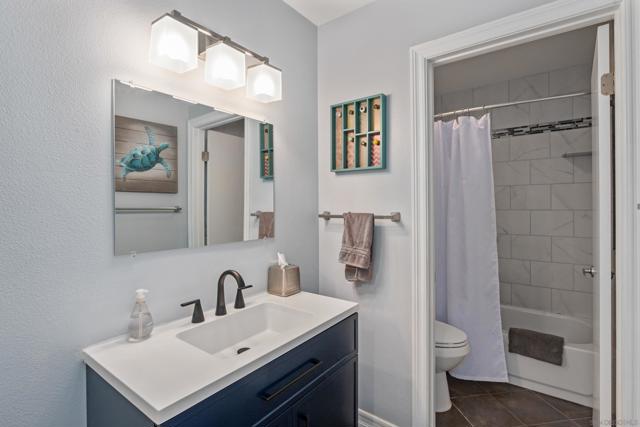 7919 Forrestal Rd, San Diego CA: https://media.crmls.org/mediaz/224b0546-95ff-41a6-8e0b-5c66ef299a26.jpg