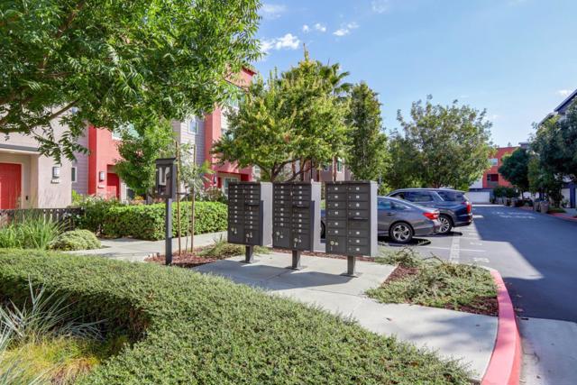 426 Ellicott Loop, San Jose CA: https://media.crmls.org/mediaz/224b5a09-a03e-489d-beea-61f7a17f2f6b.jpg