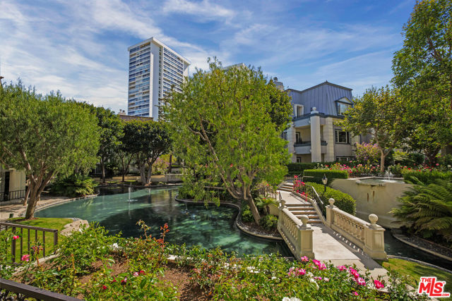 10104 Empyrean Way, Los Angeles, California 90067, 2 Bedrooms Bedrooms, ,2 BathroomsBathrooms,Condominium,For Sale,Empyrean,24426931