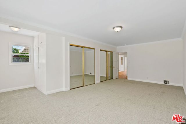 220 S Le Doux Road, Beverly Hills CA: https://media.crmls.org/mediaz/224d018e-448a-448a-9dfa-76ae038e021f.jpg