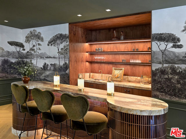 2288 Coldwater Canyon Drive, Beverly Hills CA: https://media.crmls.org/mediaz/224d0938-2468-4207-bdba-04796aaf9cb6.jpg