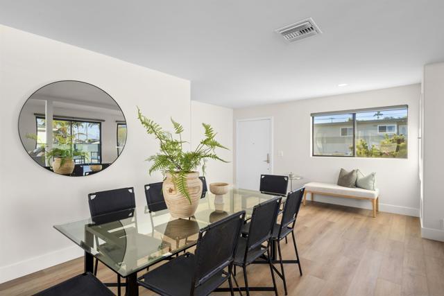 1307 Clove St, San Diego CA: https://media.crmls.org/mediaz/224e3675-56d0-4c0d-b4d6-7a790ceb7fa3.jpg
