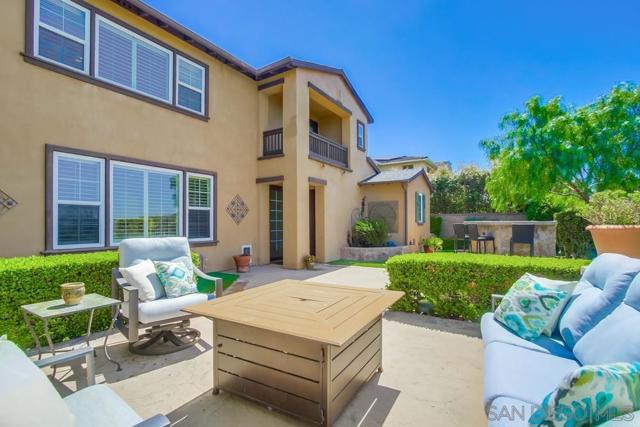 3515 CAMINO CEREZA, Carlsbad CA: https://media.crmls.org/mediaz/224e56c5-57aa-406e-8646-1ba24b71215f.jpg