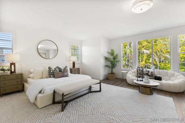 11649 Thistle Hill Pl, San Diego CA: https://media.crmls.org/mediaz/224eb447-bebc-40d5-85b3-289a45e46422.jpg