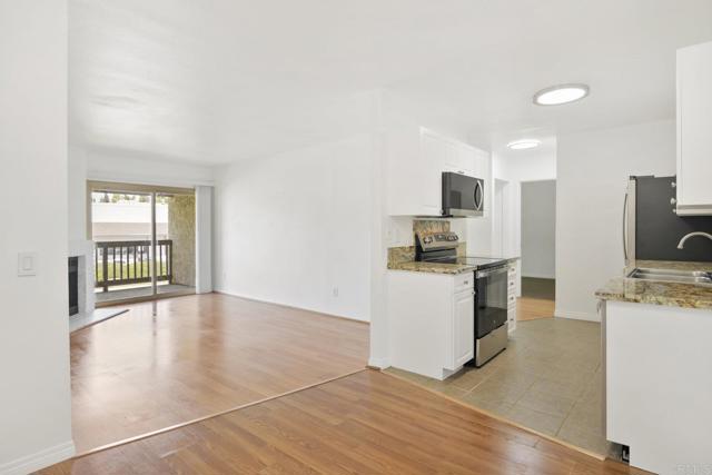 Detail Gallery Image 13 of 44 For 3040 Alta View Drive #D203,  San Diego,  CA 92139 - 2 Beds | 1 Baths