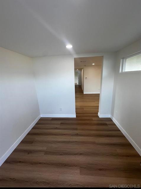 1656 Evergreen Ave, San Diego CA: https://media.crmls.org/mediaz/2250cc13-8a66-4ddc-8af5-2460fee9ae29.jpg