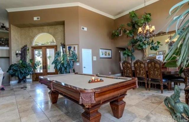 Detail Gallery Image 15 of 28 For 30427 Circle R Ln, Valley Center,  CA 92082 - 5 Beds | 4 Baths