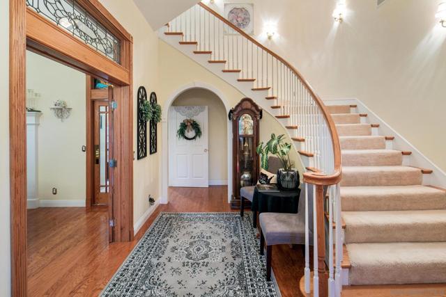 24665 Rancho Santa Teresa Dr, Ramona CA: https://media.crmls.org/mediaz/2251be3c-5d5b-4df0-a049-0d19eab3cc27.jpg