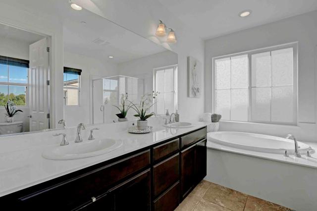 1061 Viognier Way, Gilroy CA: https://media.crmls.org/mediaz/22524ef7-8537-431f-a903-6cf88f298f51.jpg