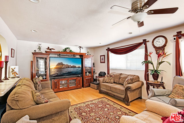 23030 Frigate Avenue, Carson CA: https://media.crmls.org/mediaz/2254b09d-1611-4dea-b024-3d94af31fa35.jpg