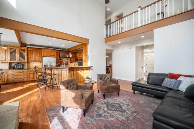 2760 Leavesley Road, Gilroy CA: https://media.crmls.org/mediaz/2255c94a-a693-4e5f-ac1d-7666869738ed.jpg