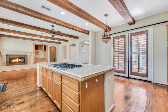 5199 Via Dolores, Newbury Park CA: https://media.crmls.org/mediaz/22563557-2f67-4549-b3ae-770f76bca0d2.jpg