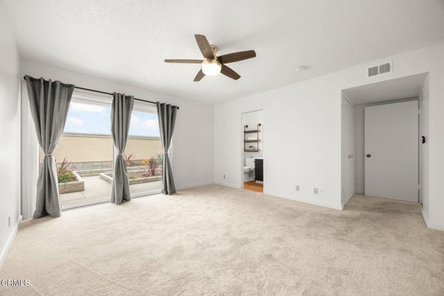 2247 Camilar Drive, Camarillo CA: https://media.crmls.org/mediaz/2256600c-f763-4cc9-ad82-0896bb1dff81.jpg