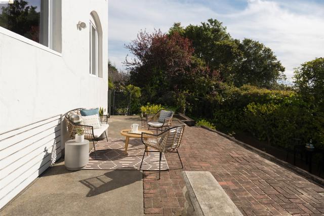 Image 53 of 60 For 4951 Proctor Ave