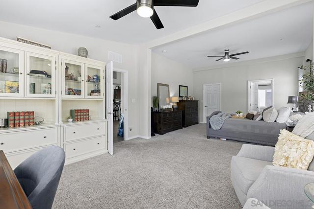 4027 Sumac Summit, Fallbrook CA: https://media.crmls.org/mediaz/2258fc6a-7a03-4c6f-b885-a37b27da5b71.jpg