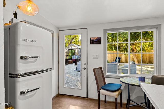 Kitchen/Breakfast nook