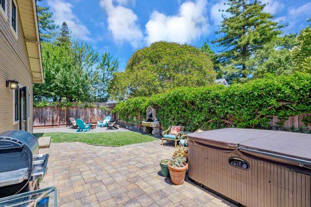 712 California Street, Santa Cruz CA: https://media.crmls.org/mediaz/225a6e95-626c-4c27-9f92-7f9c519f297f.jpg