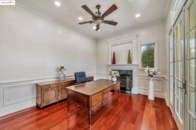 1853 Via Di Salerno, Pleasanton CA: https://media.crmls.org/mediaz/225c375f-9033-44e7-bafc-5b1babbbb56e.jpg