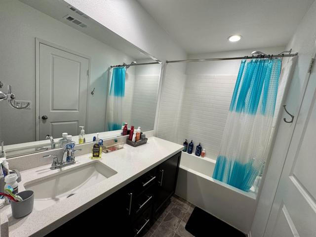 Image 17 of 28 For 24014 Raptor Way