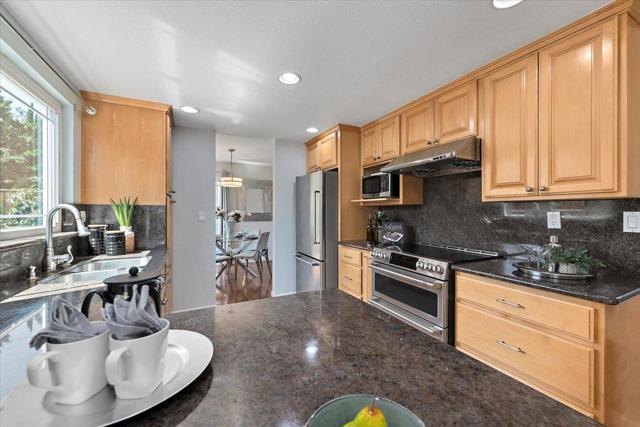 36 Southmar Court, San Jose CA: https://media.crmls.org/mediaz/225d2375-7fa6-48b0-af96-6bf6b5dc351c.jpg