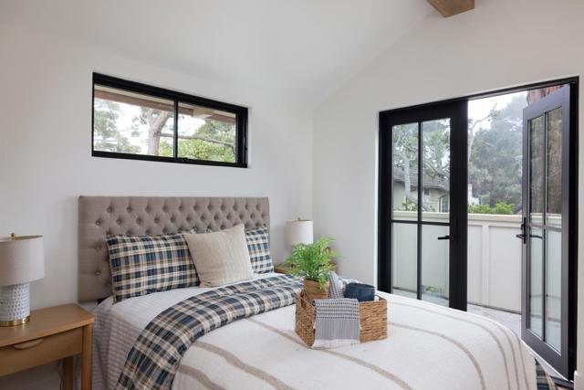 0 Mission 5 NW of Santa Lucia Street, Carmel CA: https://media.crmls.org/mediaz/225f9762-41ef-44cf-ab84-60f8f51f224e.jpg