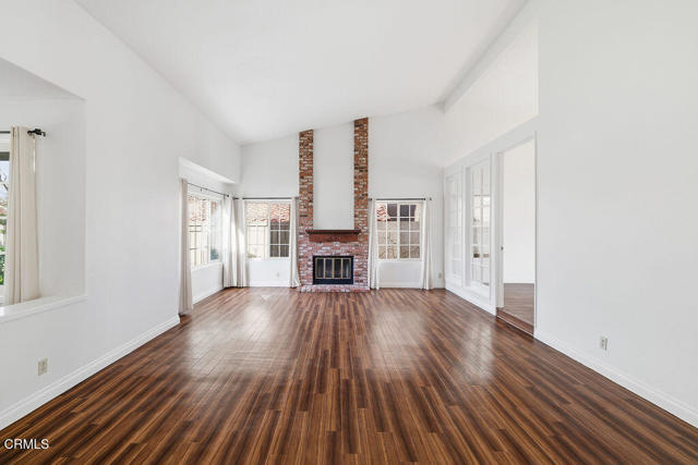 Detail Gallery Image 8 of 40 For 4024 Cliffrose Ave, Moorpark,  CA 93021 - 5 Beds | 3 Baths