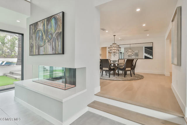 31754 Foxfield Drive, Westlake Village CA: https://media.crmls.org/mediaz/225fda83-378d-4d16-bb7d-9f2f0e988d2e.jpg