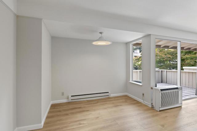 500 W Middlefield Road, Mountain View CA: https://media.crmls.org/mediaz/22603962-00f4-440b-956a-d784816e14e2.jpg