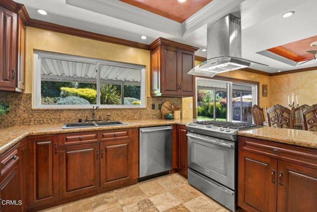 Detail Gallery Image 14 of 36 For 1818 La Granada Dr, Thousand Oaks,  CA 91362 - 3 Beds | 2 Baths