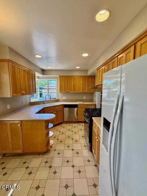 Detail Gallery Image 7 of 17 For 2175 N Holliston Ave, Altadena,  CA 91001 - 3 Beds | 3 Baths