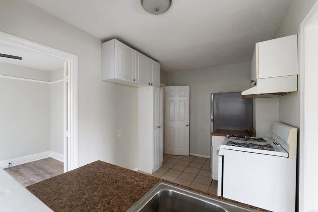 Detail Gallery Image 9 of 35 For 2520 24 L Street, San Diego,  CA 92102 - – Beds | – Baths