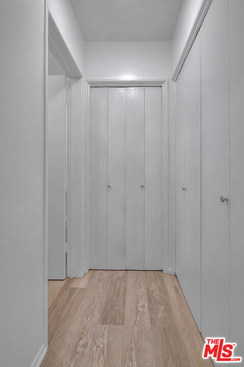 https://media.crmls.org/mediaz/2262ee42-26d4-4716-a239-d39826a4bbbb.jpg?preset=X-Large