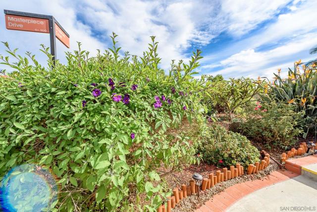 4515 Sculpture Court, Oceanside CA: https://media.crmls.org/mediaz/22630e15-f6d1-44c6-bbeb-81b27f7ffa1f.jpg