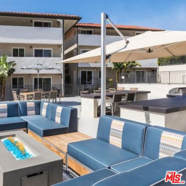 6600 Beachview Drive, Rancho Palos Verdes CA: https://media.crmls.org/mediaz/22637145-7b02-4123-a83f-802b835787c2.jpg