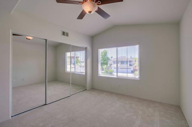 11841 Treewind Ct, San Diego CA: https://media.crmls.org/mediaz/2263cc05-0a8a-4074-bfbd-35fa792d5faf.jpg
