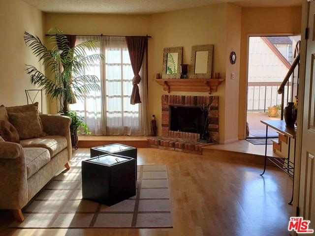 4128 West Hood Avenue, B photo 3