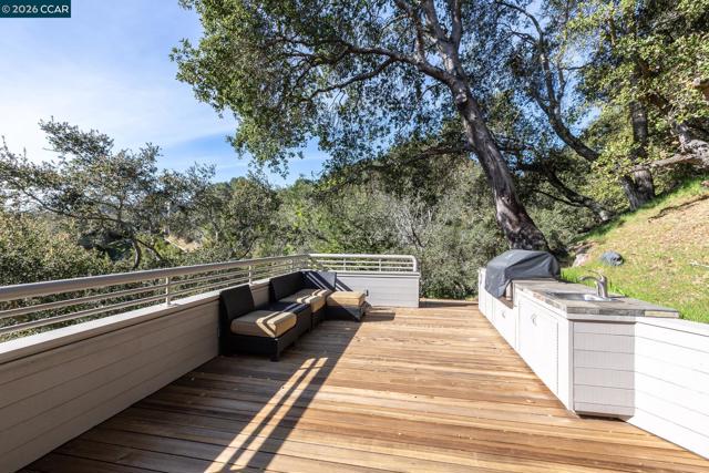 Image 30 of 55 For 319 Tappan Ter