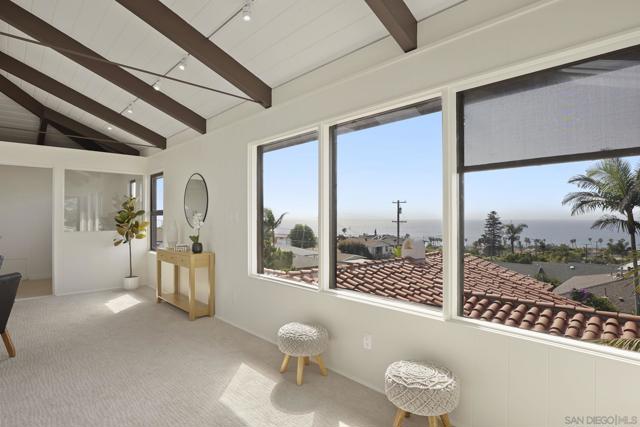 4427 Osprey St, San Diego CA: https://media.crmls.org/mediaz/2264dcbf-ee29-4ce8-a2df-27a957004092.jpg