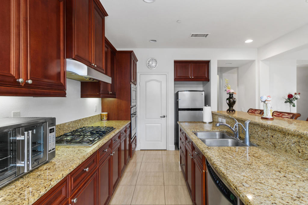 MLS #219126924DA img 18