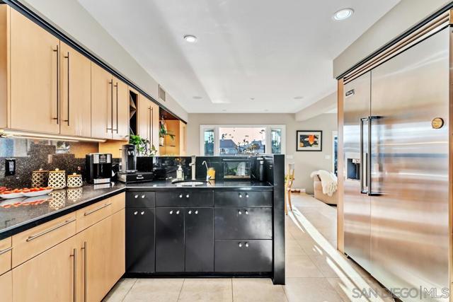 36 Admiralty Cross, Coronado CA: https://media.crmls.org/mediaz/226534b3-2ec8-4bda-a8b8-db2300e05f98.jpg