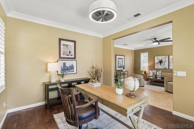 2423 Wishing Star Way, Chula Vista CA: https://media.crmls.org/mediaz/2265ba06-4da3-4530-a58a-3d907b152a99.jpg