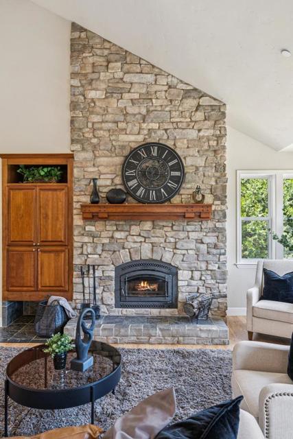 23583 Summit Road, Los Gatos CA: https://media.crmls.org/mediaz/2265d0b2-ac2c-40c3-af22-49817a6646f1.jpg
