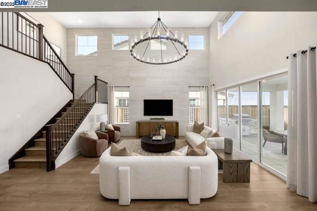 503 E Fiorino Street, Mountain House CA: https://media.crmls.org/mediaz/22661bb9-55ec-40d8-88ca-e72e5c5b1692.jpg