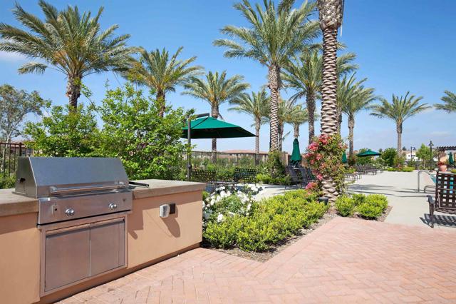 107 Starbright, Irvine CA: https://media.crmls.org/mediaz/226683d2-e22f-4b5a-b42c-57ea4b7b1739.jpg