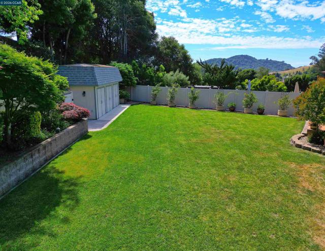 Image 22 of 60 For 2810 Wright Ave